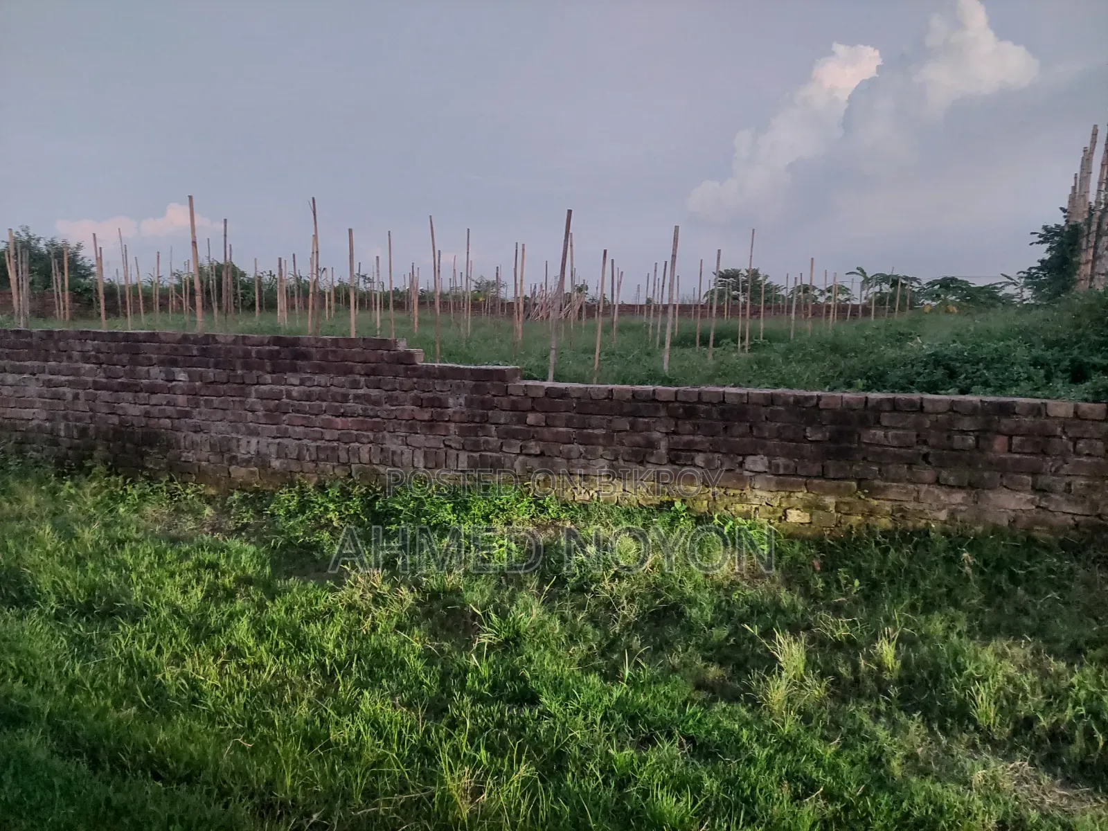 জমি বিক্রয় করা হবে।