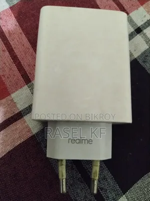 ৩৩ ওয়াট ফাস্ট চার্জার
