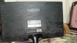 স্যামসাং মনিটর