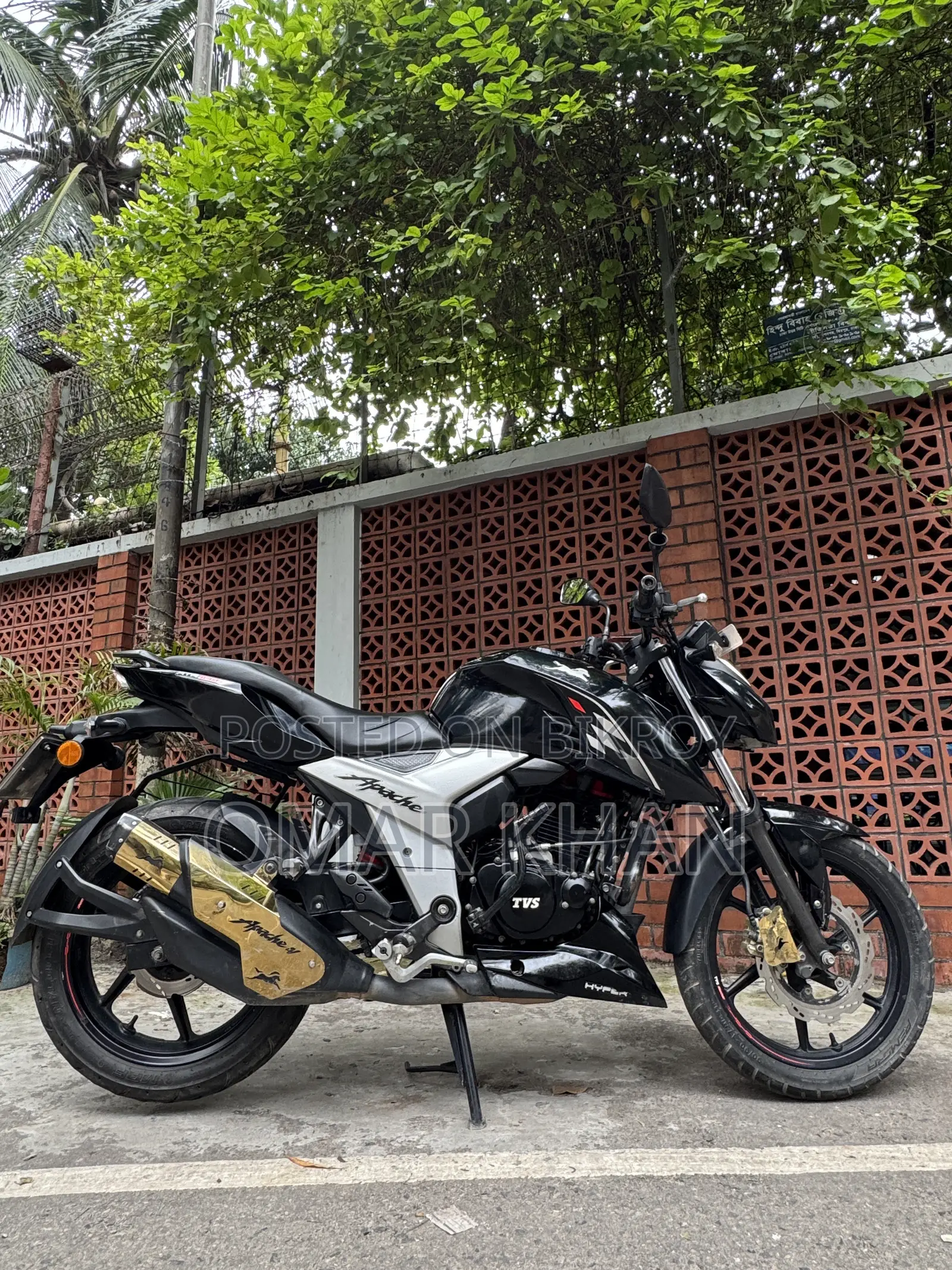 TVS Apache RTR 160 4V 2021 Black