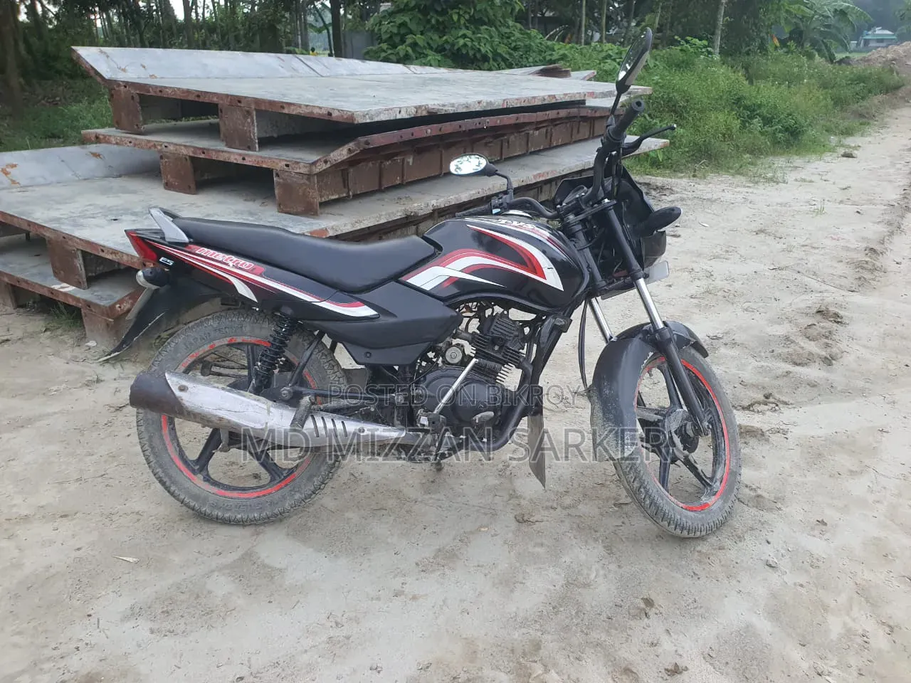 TVS Metro 2018 Red