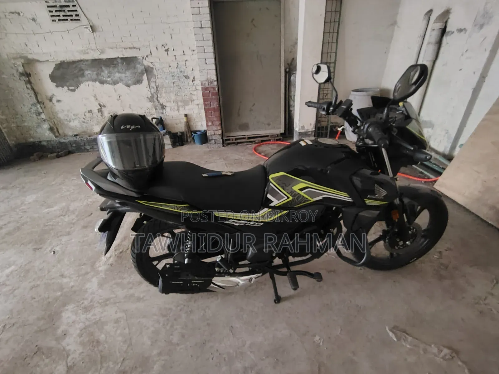 Honda CB 2026 Blue