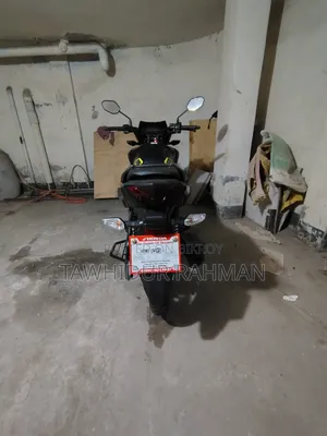 Honda CB 2026 Blue