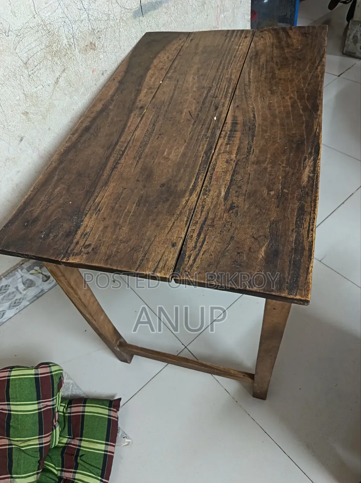 Table Chair for Sell