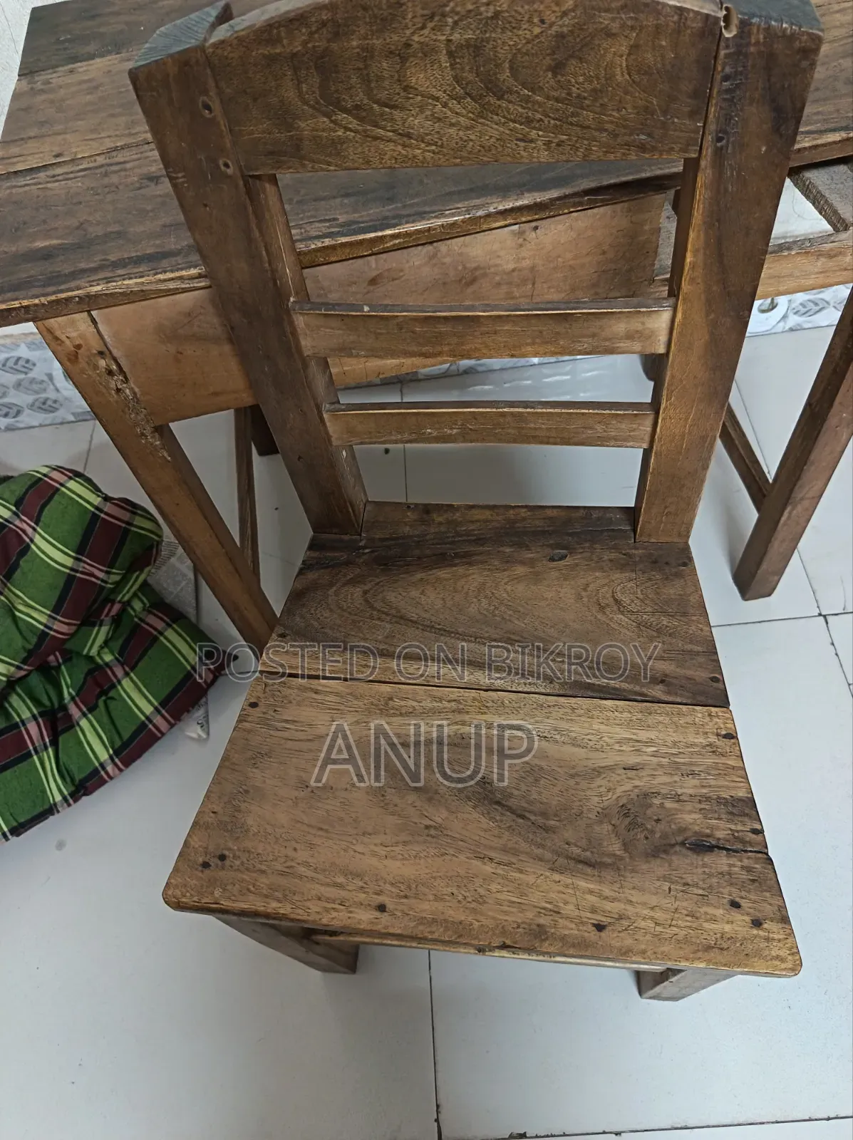 Table Chair for Sell