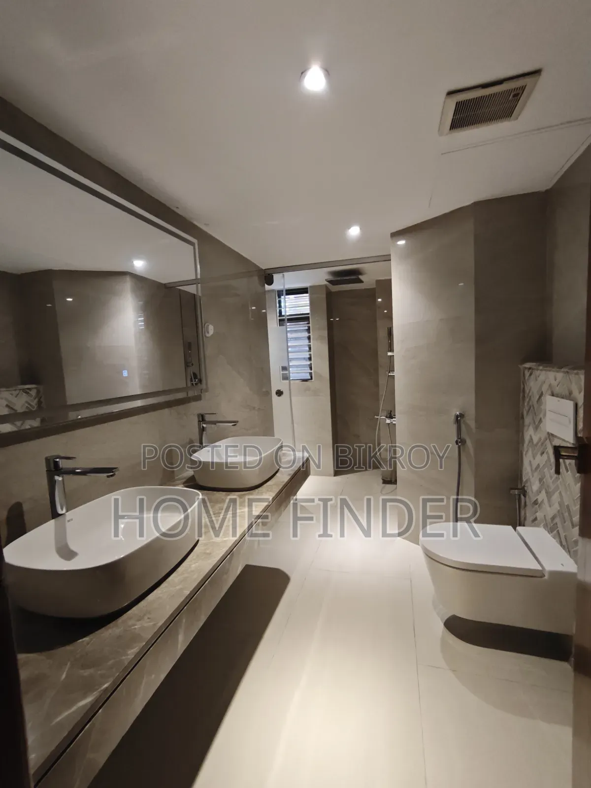 4-bedroom Apartment in Gulshan for Rent