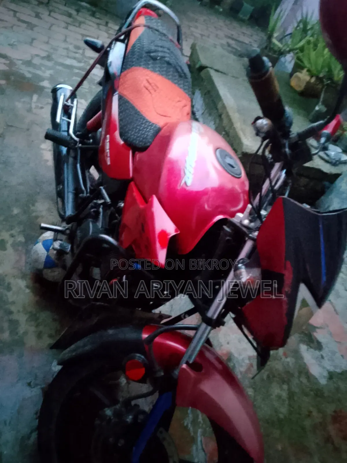 হিরো গ্ল্যামার ২০১৬ রেড