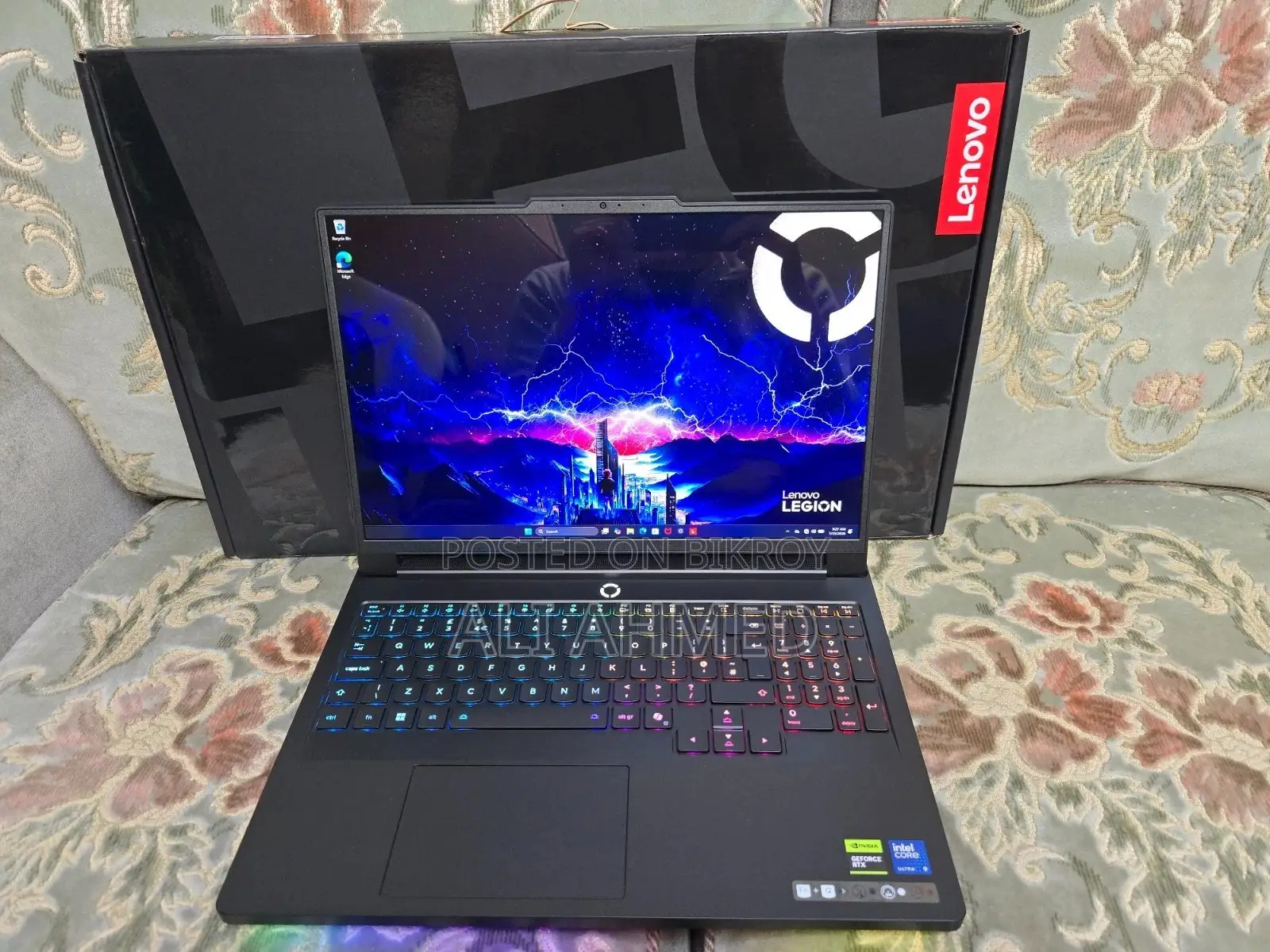 নতুন ল্যাপটপ Lenovo Legion Pro 7 ৩২ জিবি ইন্টেল কোর আল্ট্রা ৭ এসএসডি ২ টেরাবাইট