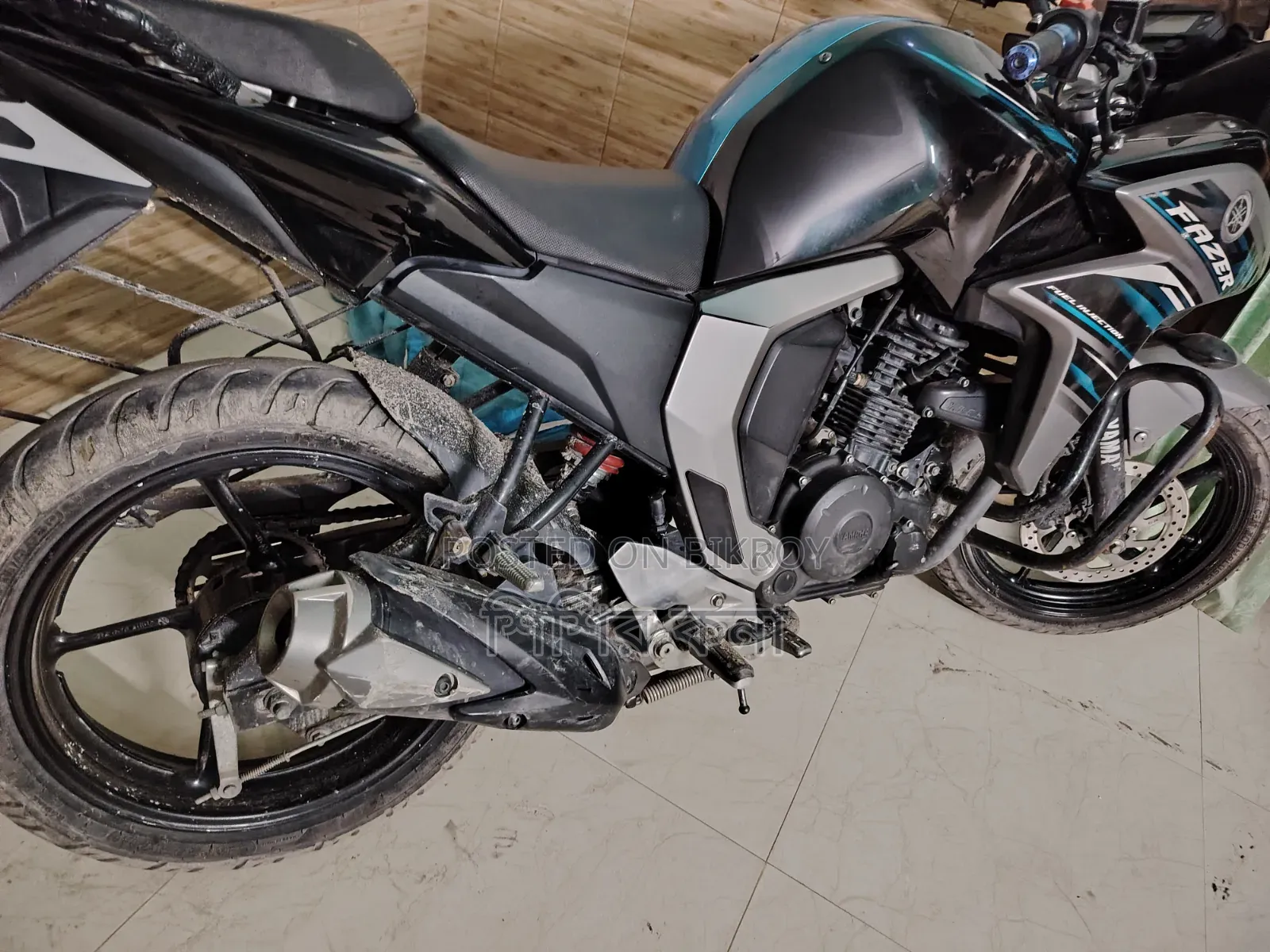 Yamaha 2020 Black
