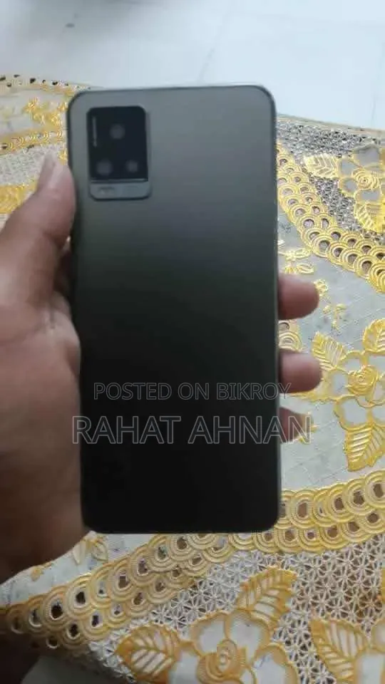 Vivo V20 128 GB Black