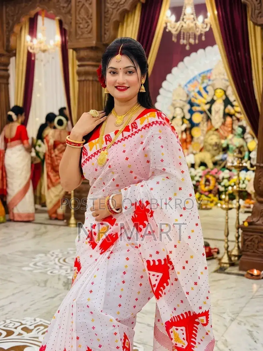 প্রিমিয়াম হাফ সিল্ক ব্লক প্রিন্ট শাড়ি