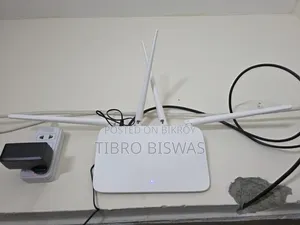 Tenda Router , Model: F6