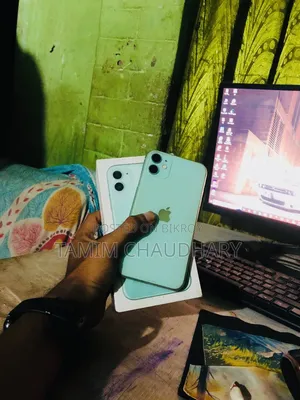 Apple iPhone 11 128 GB Green