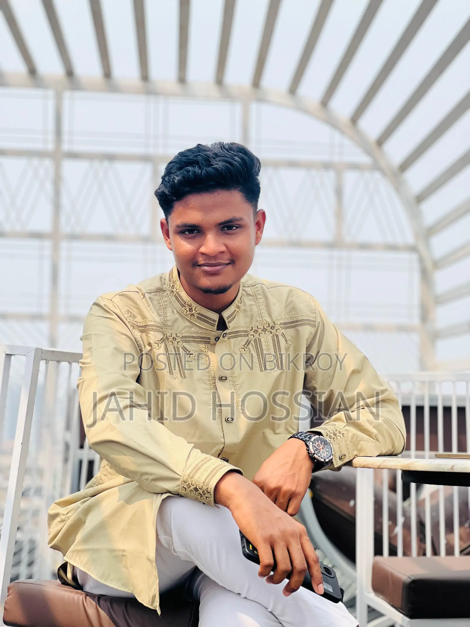 Stylex শোরুমে কিছু স্টাফ লাগবে
