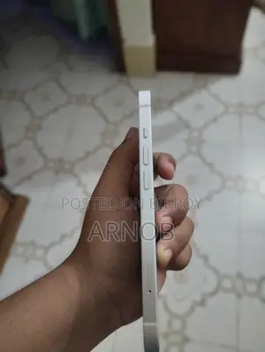 Apple iPhone 13 128 GB White