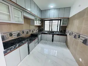 ২০ বেডরুমের বাড়ি বসুন্ধরায় বিক্রয়ের জন্য
