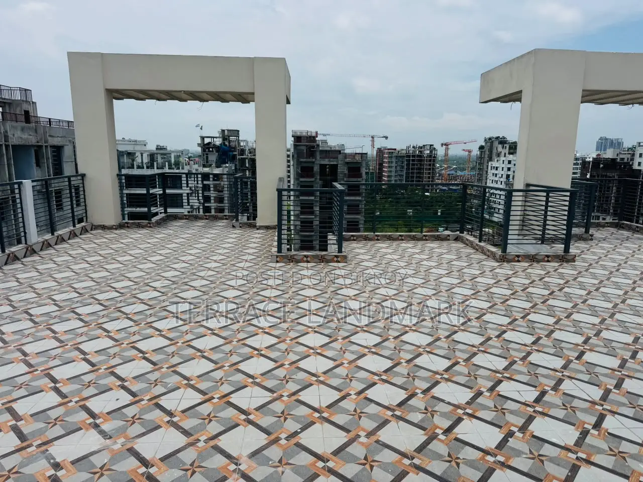 ২০ বেডরুমের বাড়ি বসুন্ধরায় বিক্রয়ের জন্য