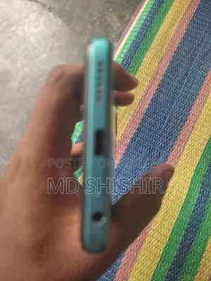 Tecno Spark Go 64 GB Blue