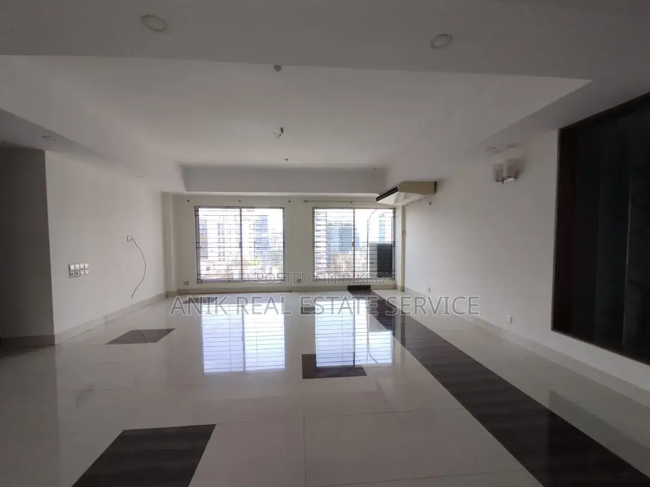 3-bedroom Apartment in Anik Real Estate, Gulshan for Rent