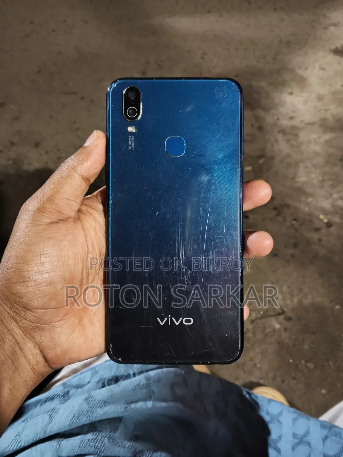 Vivo Y11 32 GB Blue