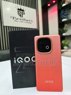 iQOO 256 GB Orange