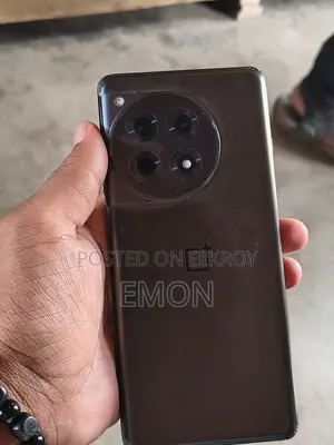 ওয়ানপ্লাস ১২আর ২৫৬ জিবি ব্ল্যাক