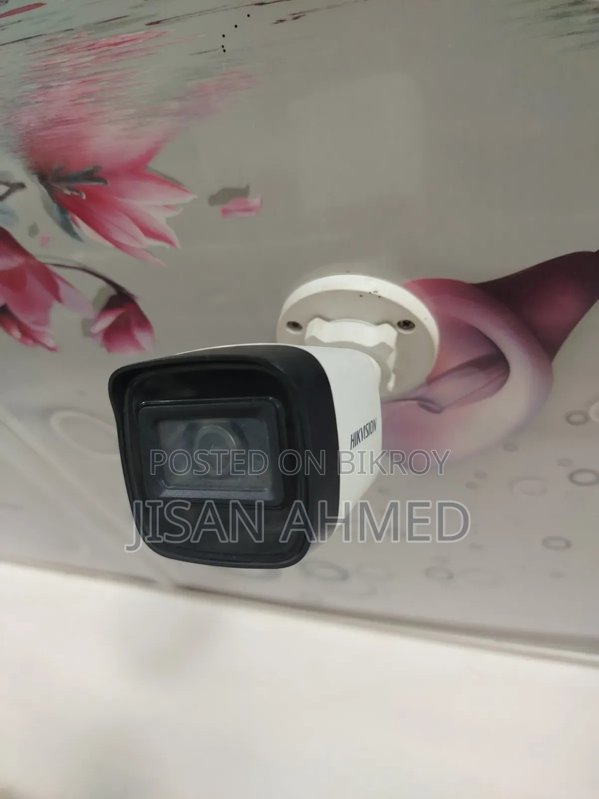 Hikvision CCTV Camera Set With Monitor (Used)