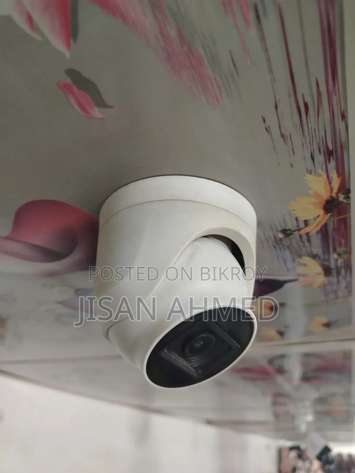 Hikvision CCTV Camera Set With Monitor (Used)