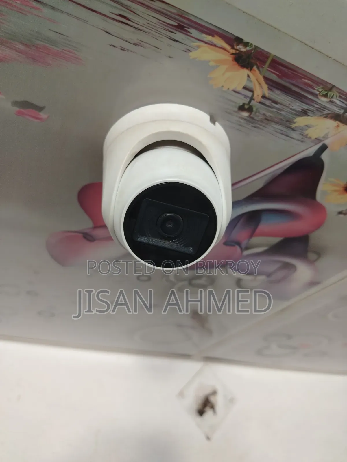 Hikvision CCTV Camera Set With Monitor (Used)