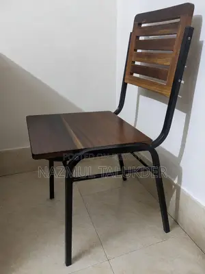 Wooden Metal Body Chair (কাঠের হাতল ছাড়া চেয়ারা)