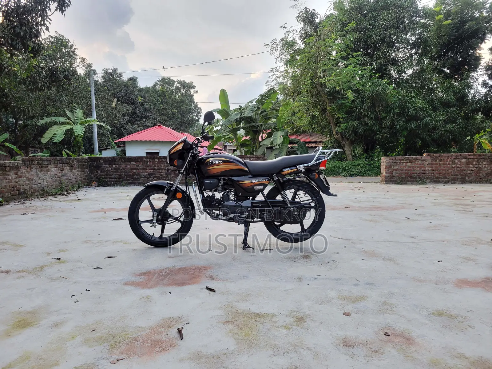 হিরো স্প্লেন্ডার প্লাস ২০২৪ ব্ল্যাক