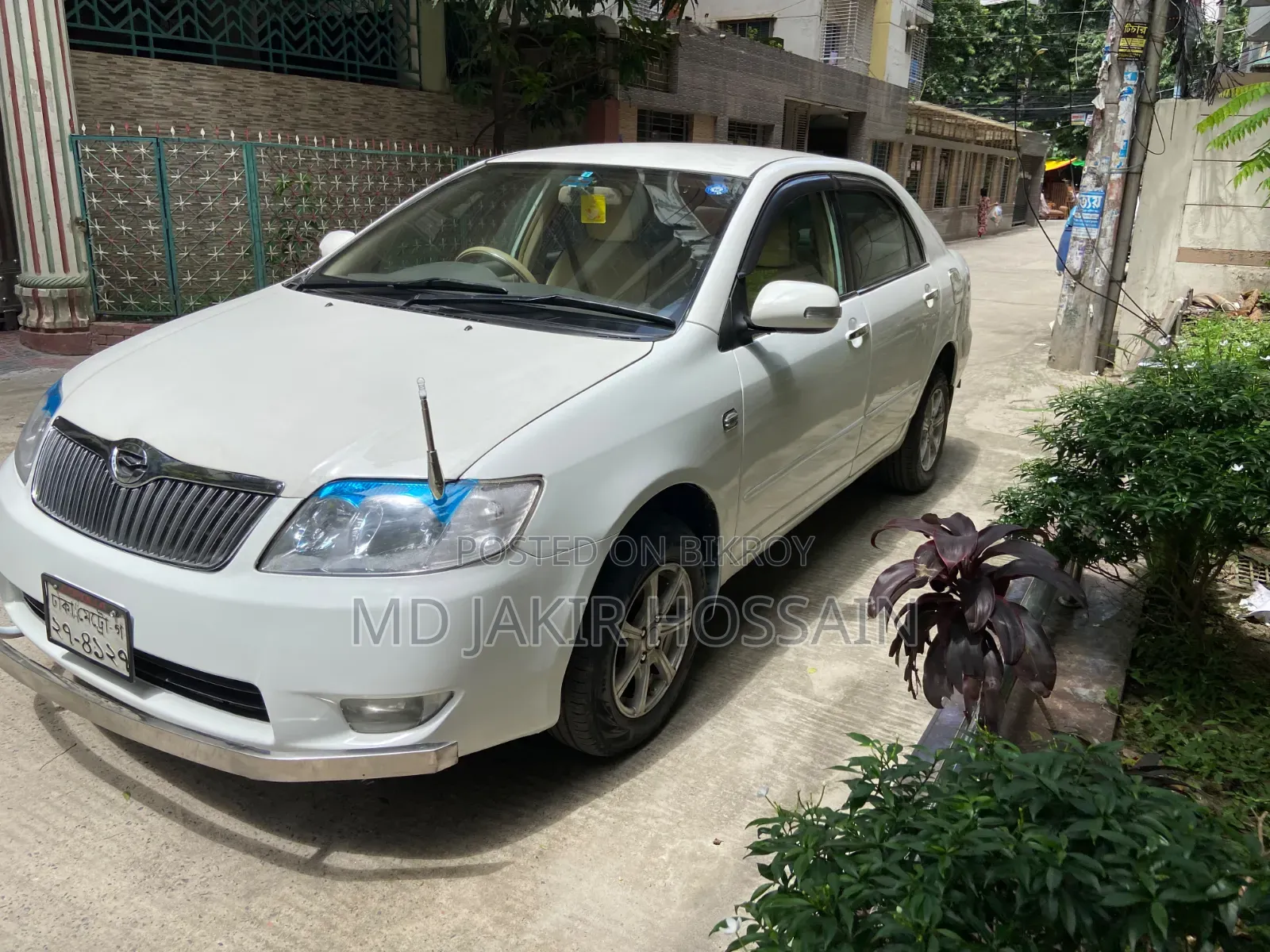 Toyota Corolla 2005 White