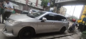 টয়োটা করোলা ফিল্ডার ২০১৭ সিলভার