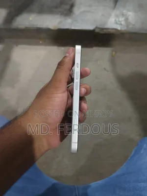 Apple iPhone 13 128 GB Silver