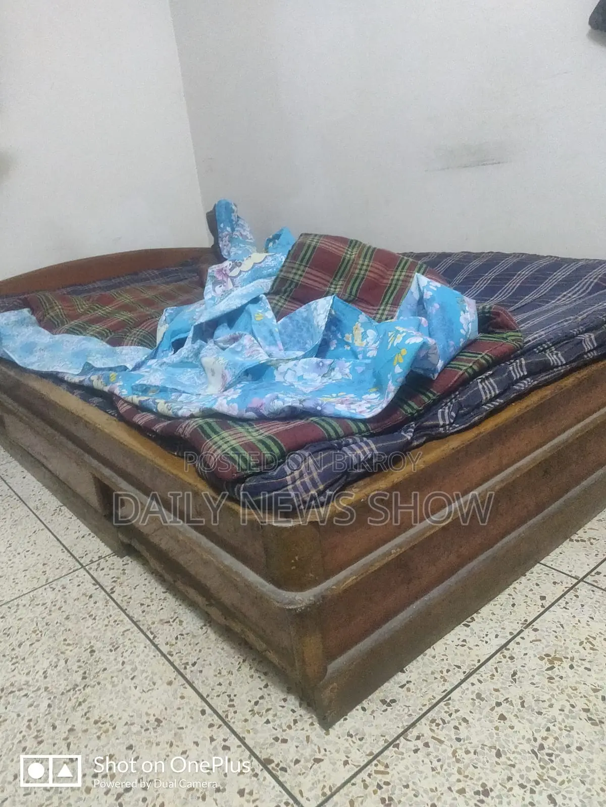 সেমি বক্স খাট বিক্রি