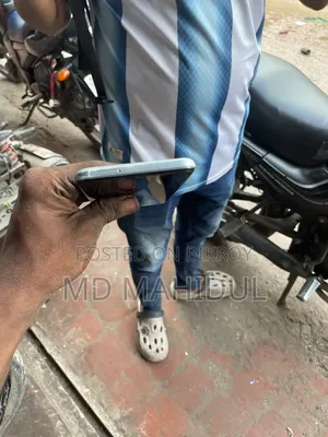 Vivo Y15s 32 GB