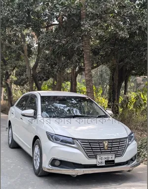 Toyota Premio 2018 White