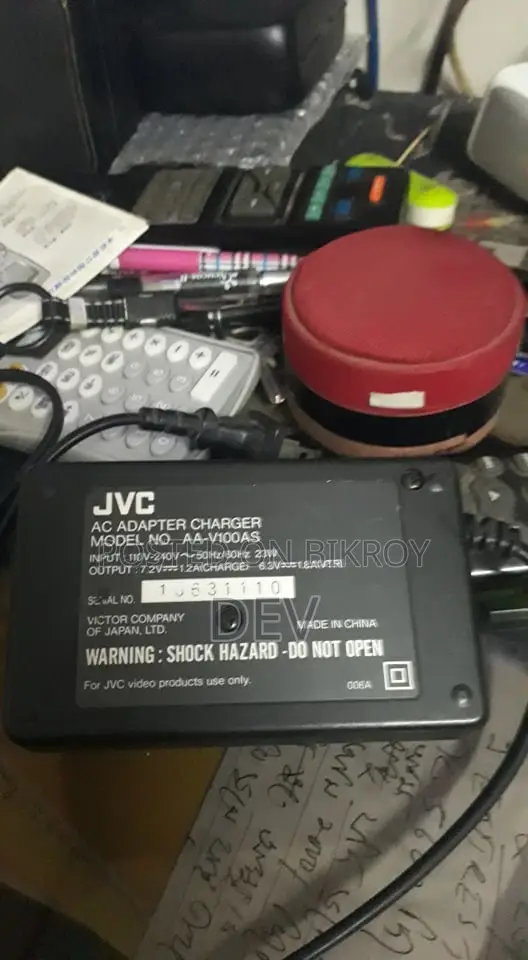 JVC AA-V100 AC Adapter Battery Charger Camcorder DVX DX P Series