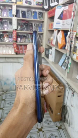 Vivo Y12 32 GB Black
