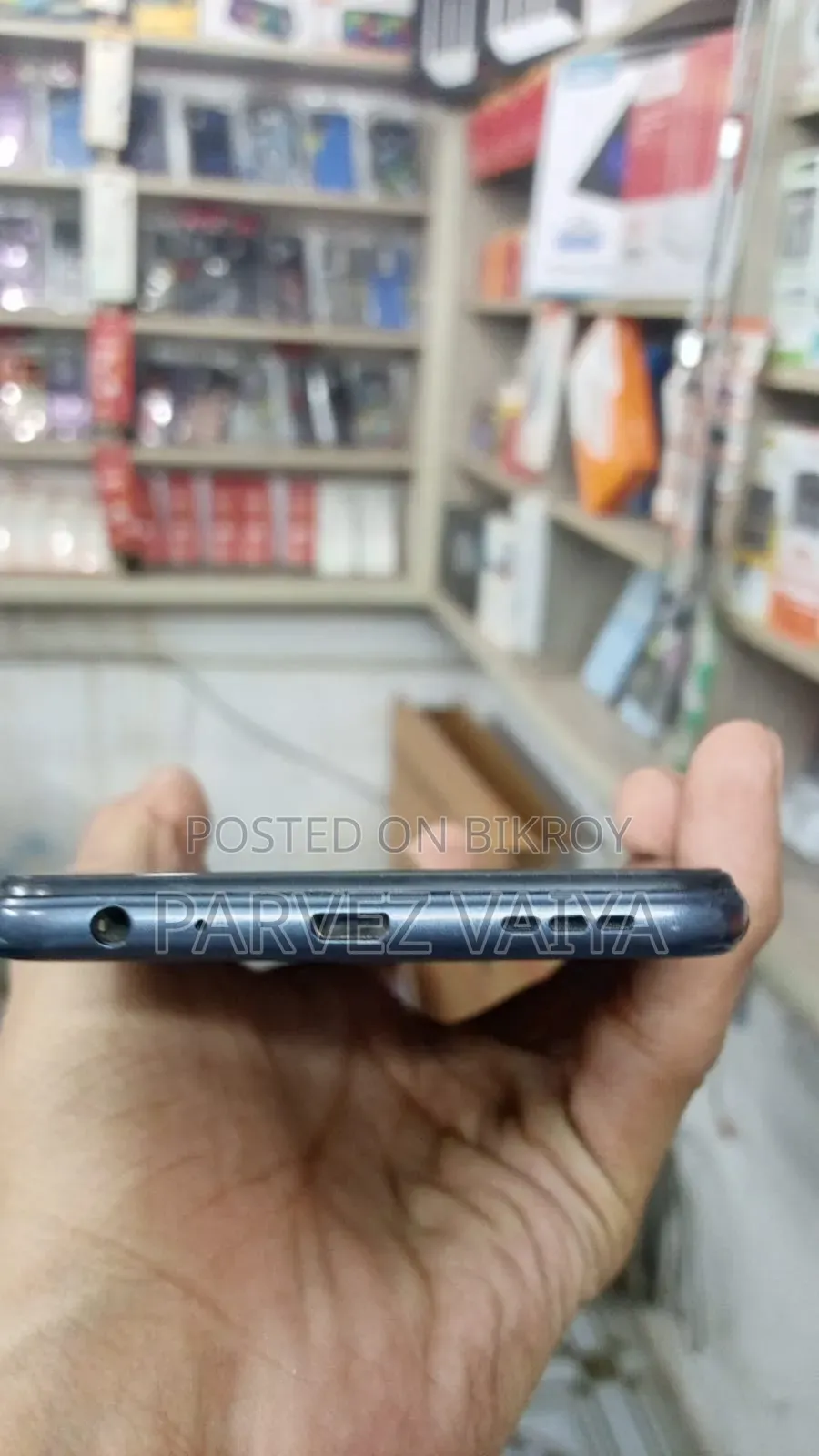 Vivo Y12 32 GB Black