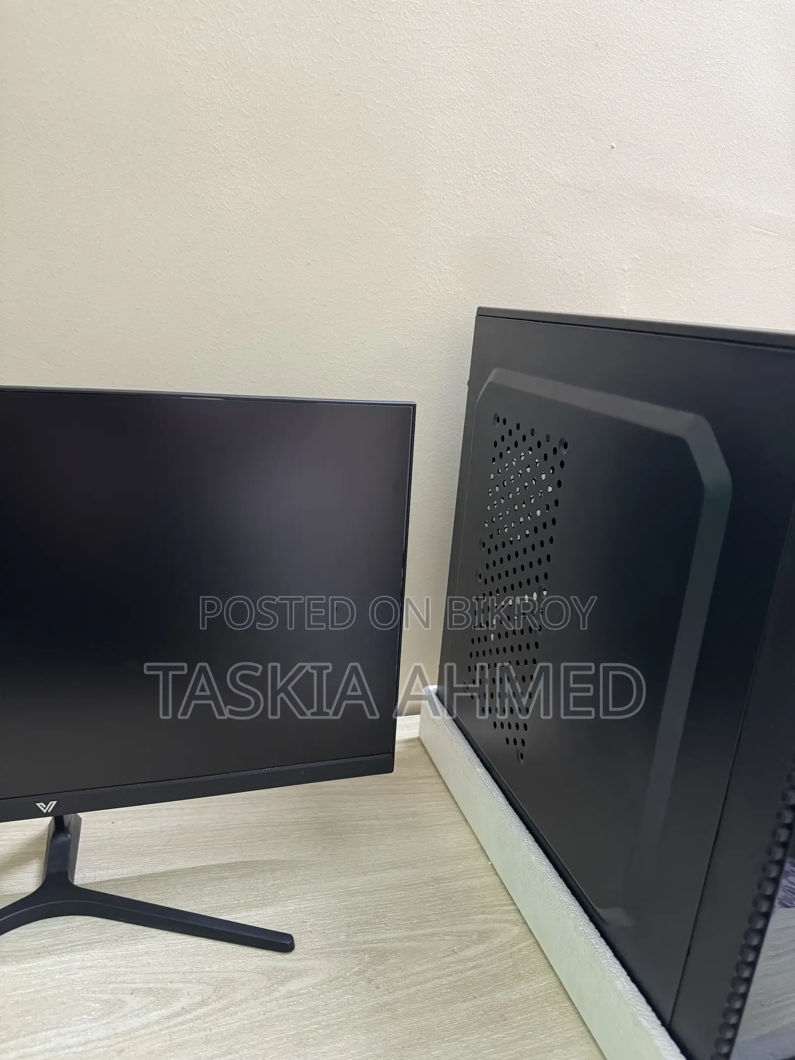 Desktop Computer 8GB Intel Core i5 SSD 256GB