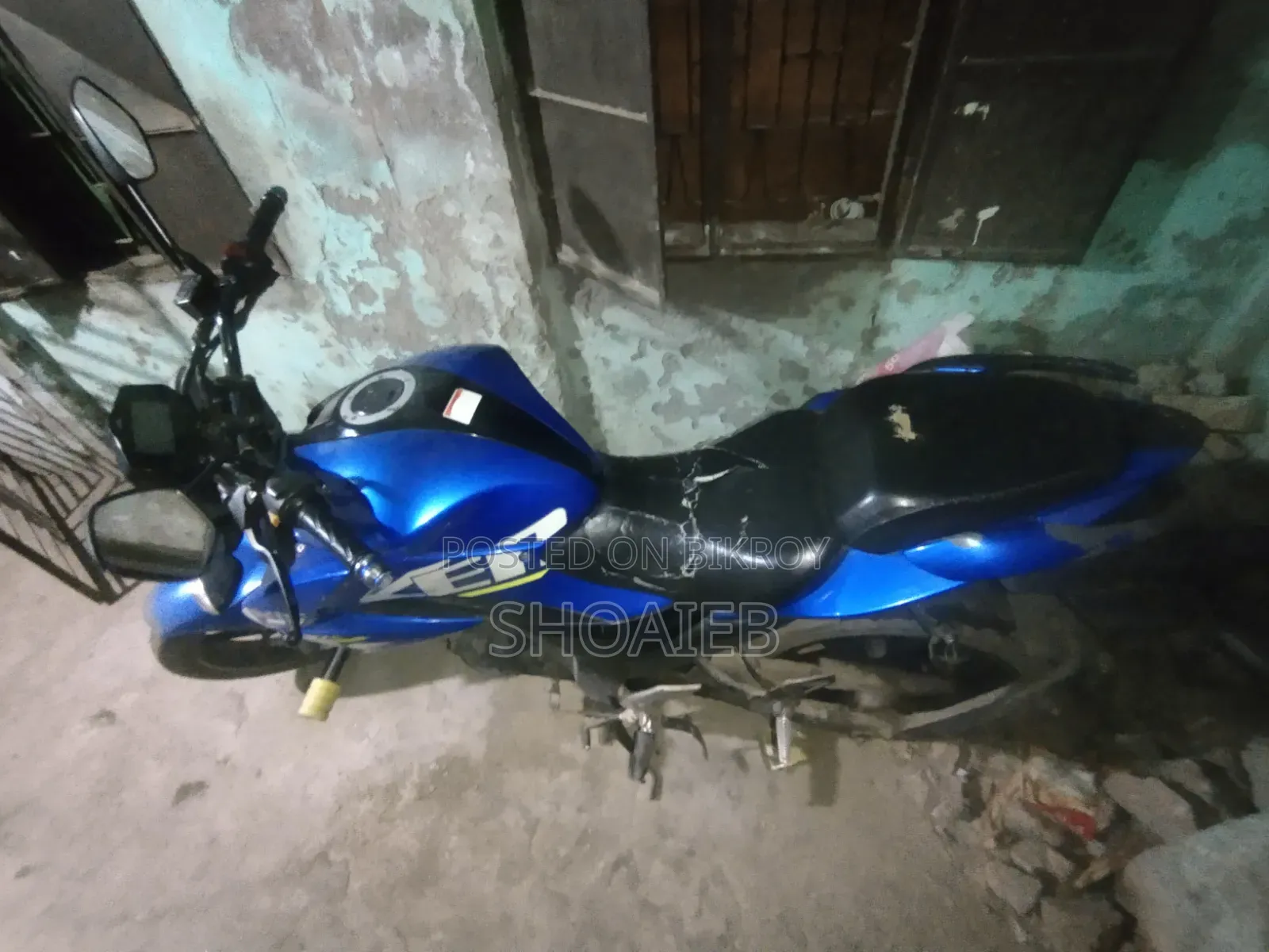 সুজুকি জিক্সার এসএফ ২০২১ ব্লু
