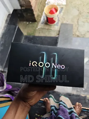 নতুন iQOO 11 256 GB নীল