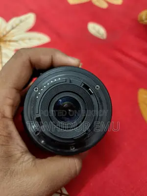 Nikon Nikkor 18-55mm Lens