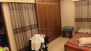 Furnished 3-bedroom Apartment in Ashraful Madrasa, Baridhara for sale
