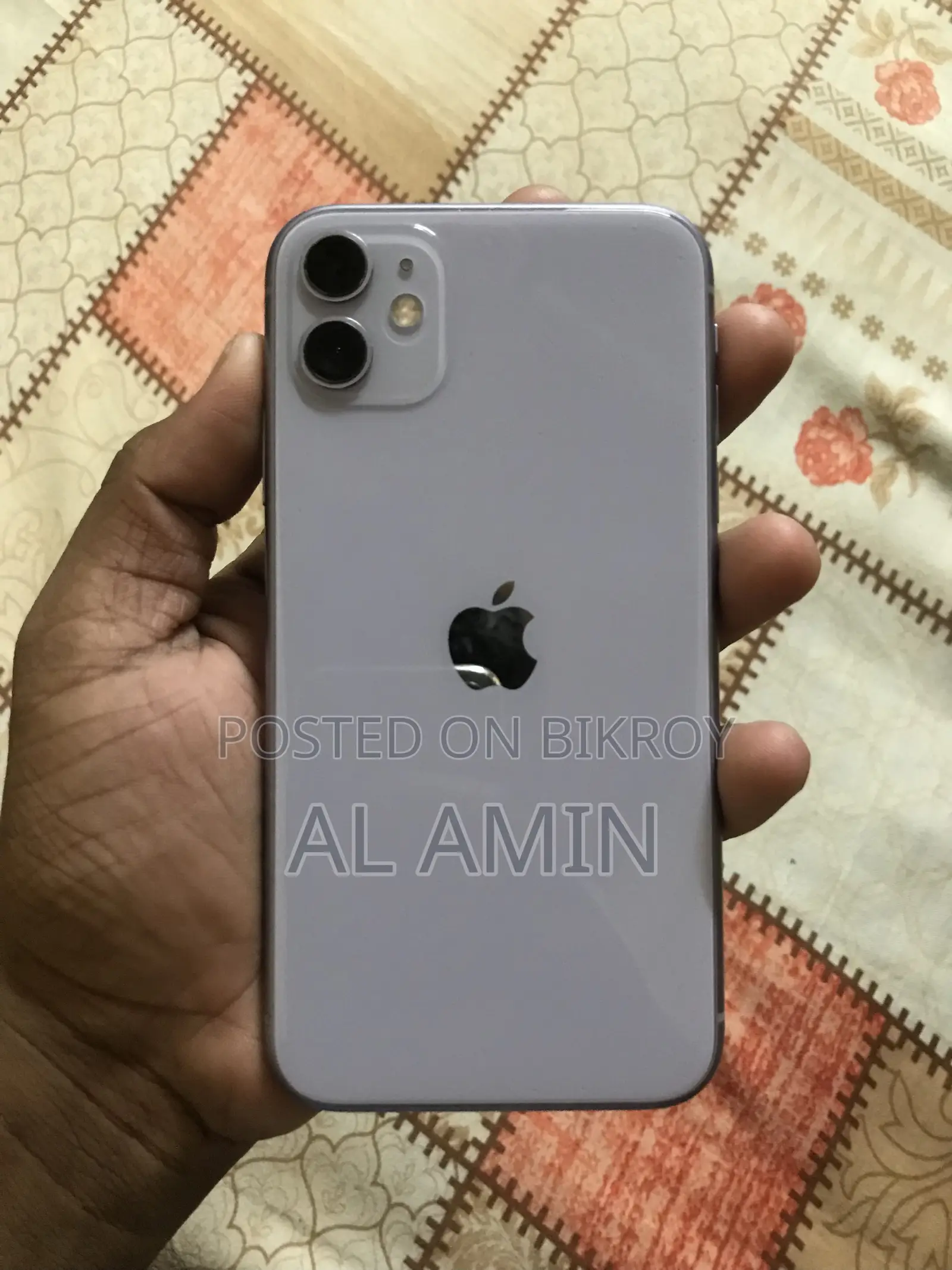 অ্যাপল আইফোন ১১ ৬৪ জিবি