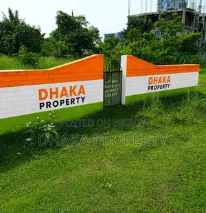 30ft Road 3 Katha Lake East at Sector-20