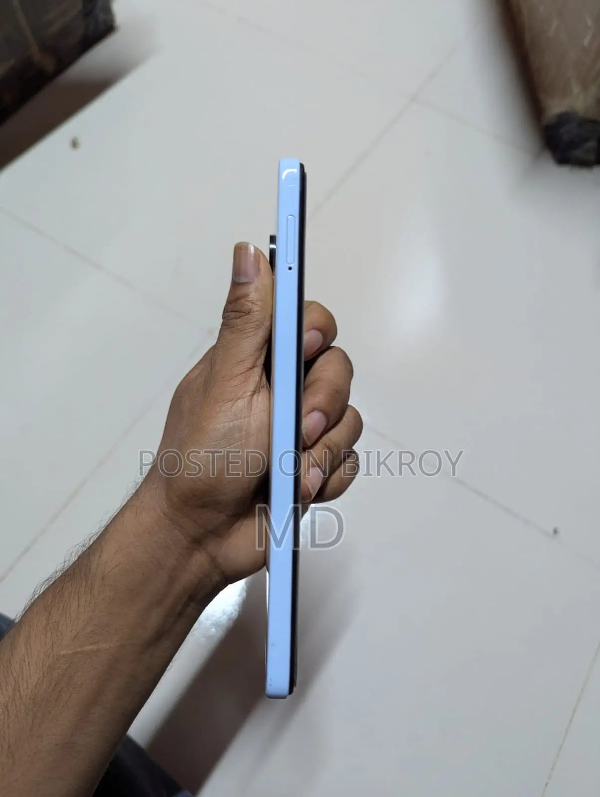 টেকনো ক্যামন ১৯ নিও ১২৮ জিবি সিলভার