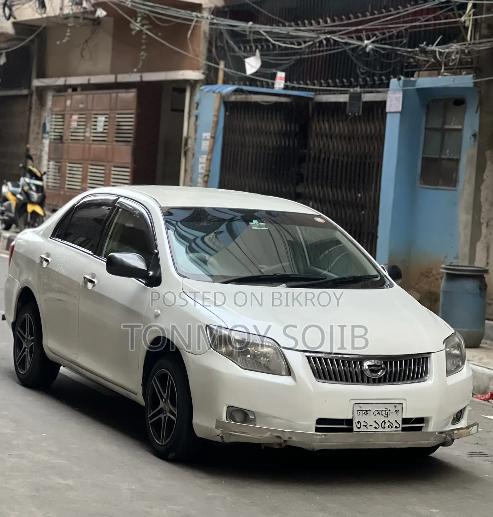 Toyota Axio 2011 White