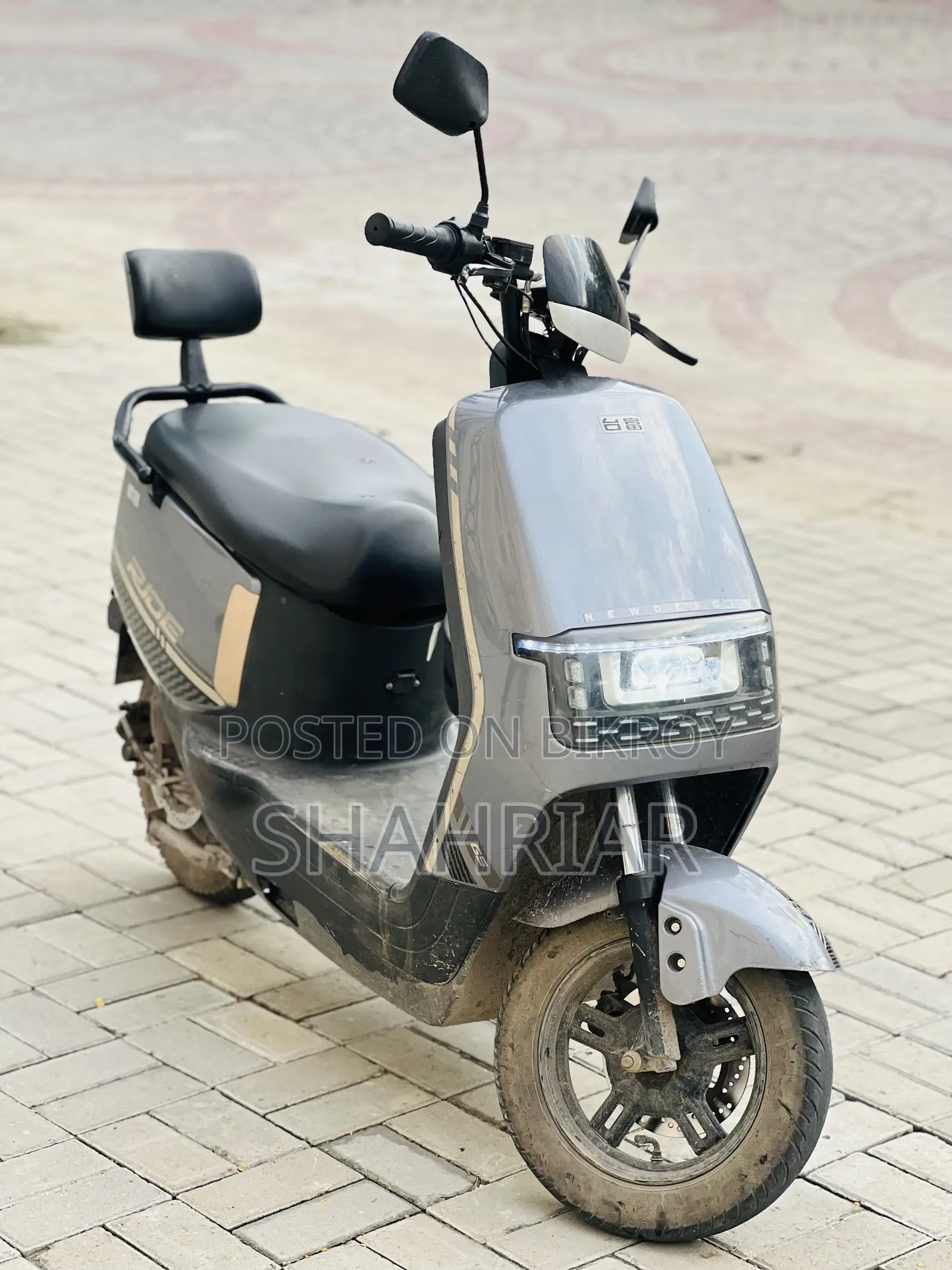 Motorcycle 2025 Gray